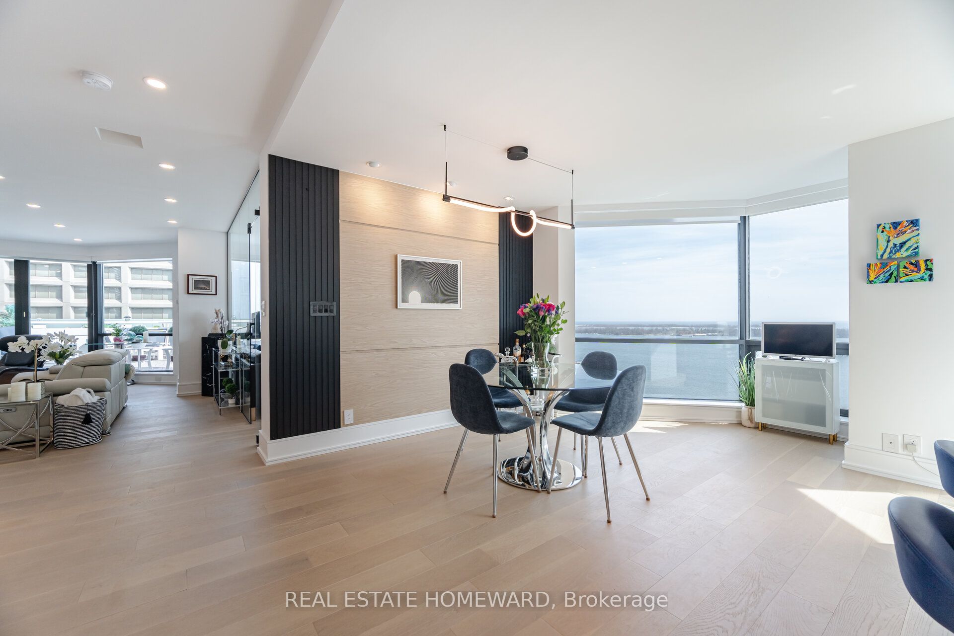 10 Queens Quay W Ph2 Property Photo 11
