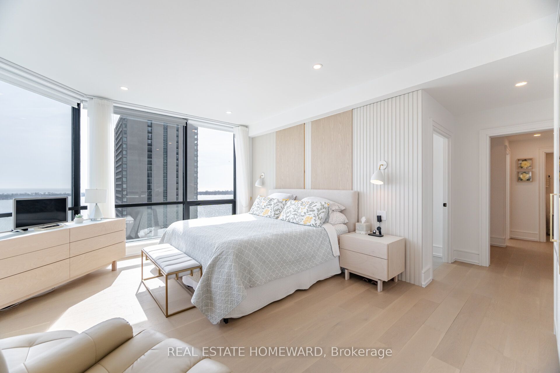 10 Queens Quay W Ph2 Property Photo 27