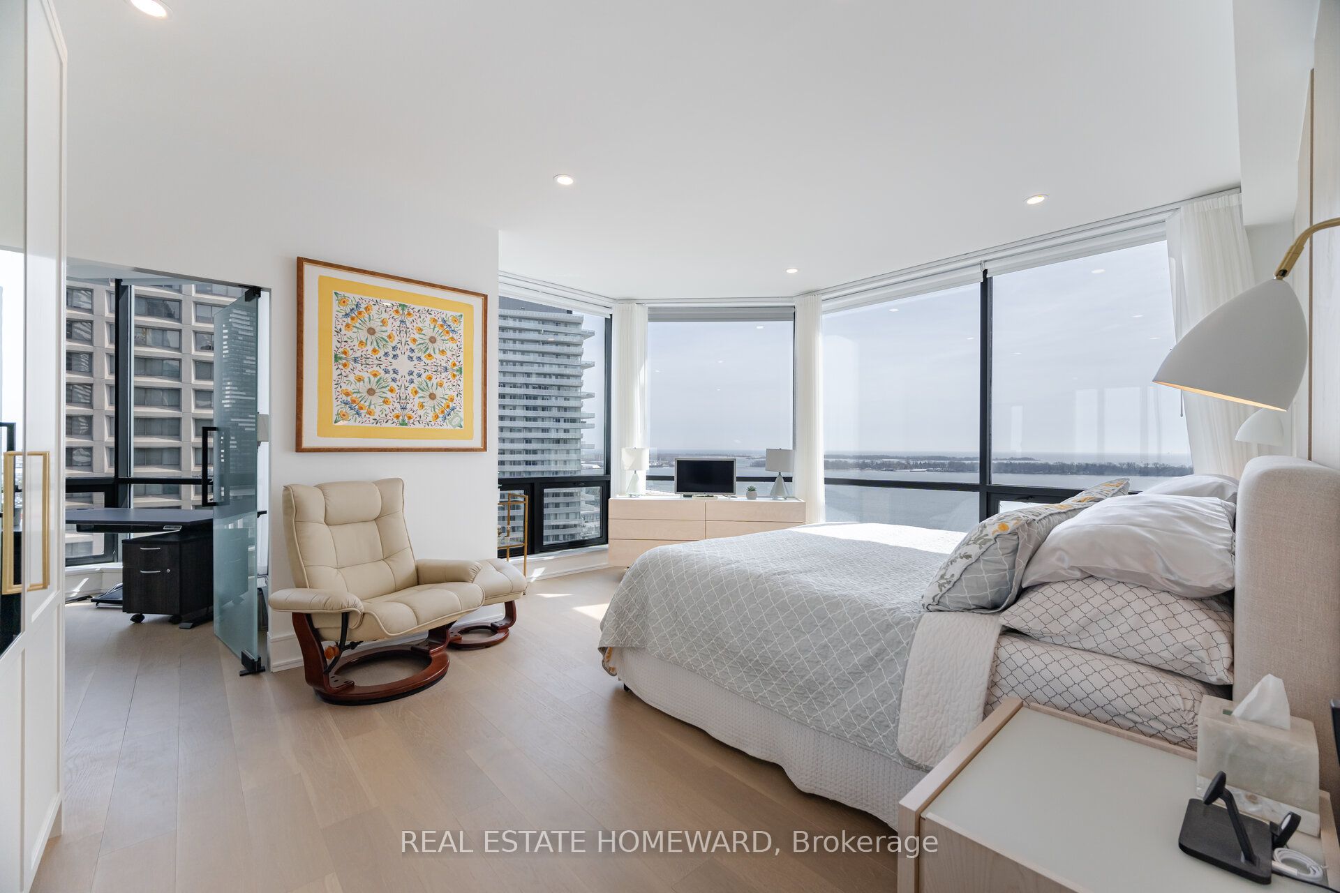 10 Queens Quay W Ph2 Property Photo 31