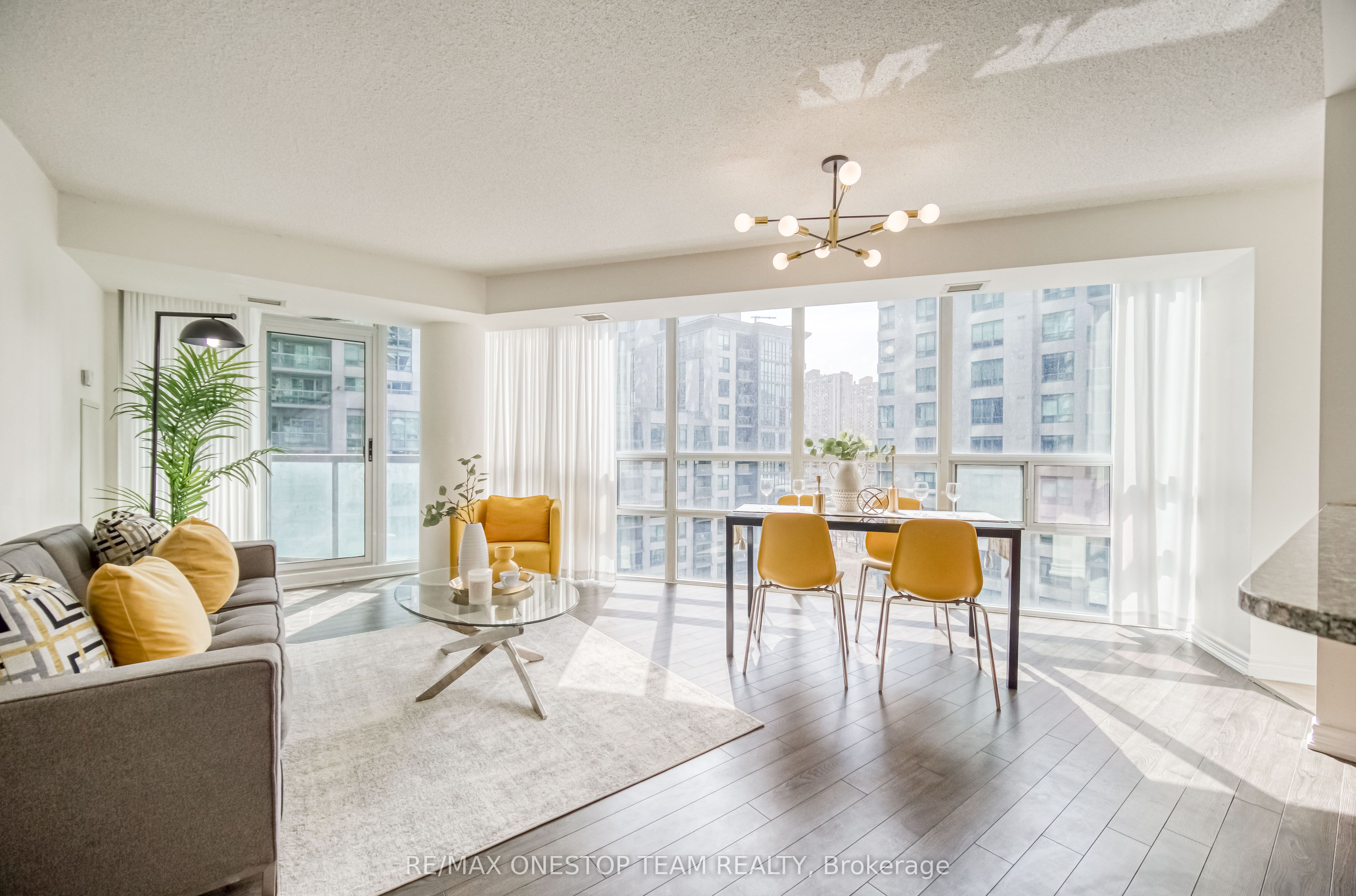 #1211 - 30 Grand Trunk Crescent Property Photo 1