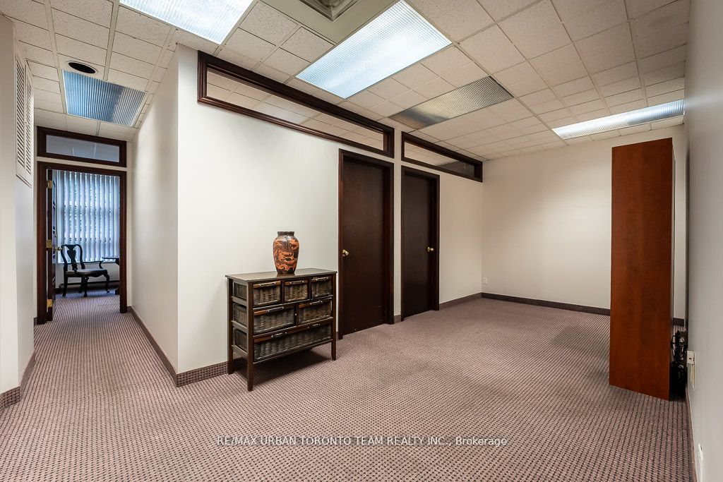 #208 - 120 Carlton Street Property Photo 2