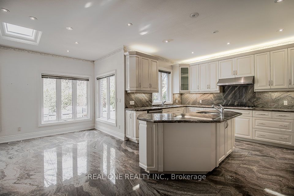 50 Yorkminster Road Property Photo 9