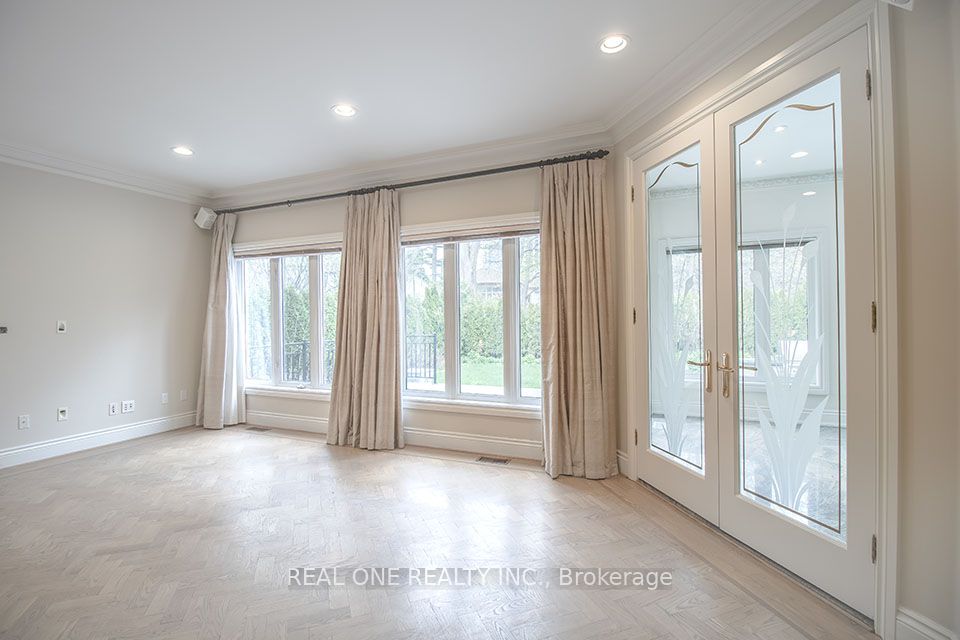 50 Yorkminster Road Property Photo 11
