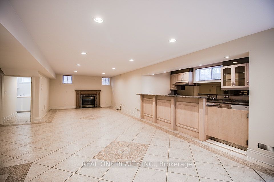 50 Yorkminster Road Property Photo 33