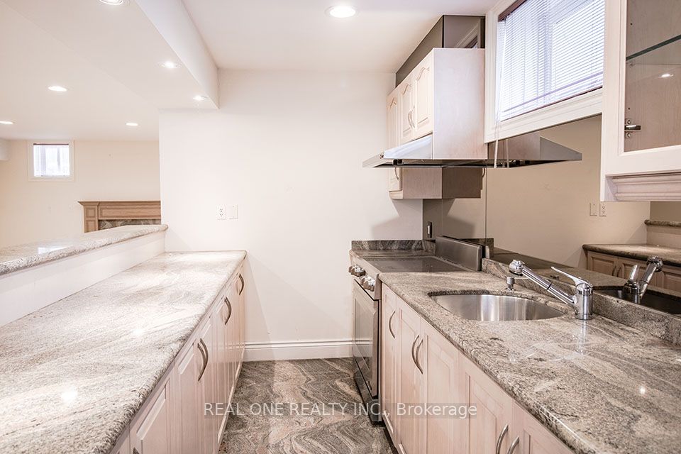 50 Yorkminster Road Property Photo 34