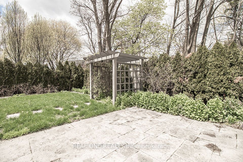 50 Yorkminster Road Property Photo 47