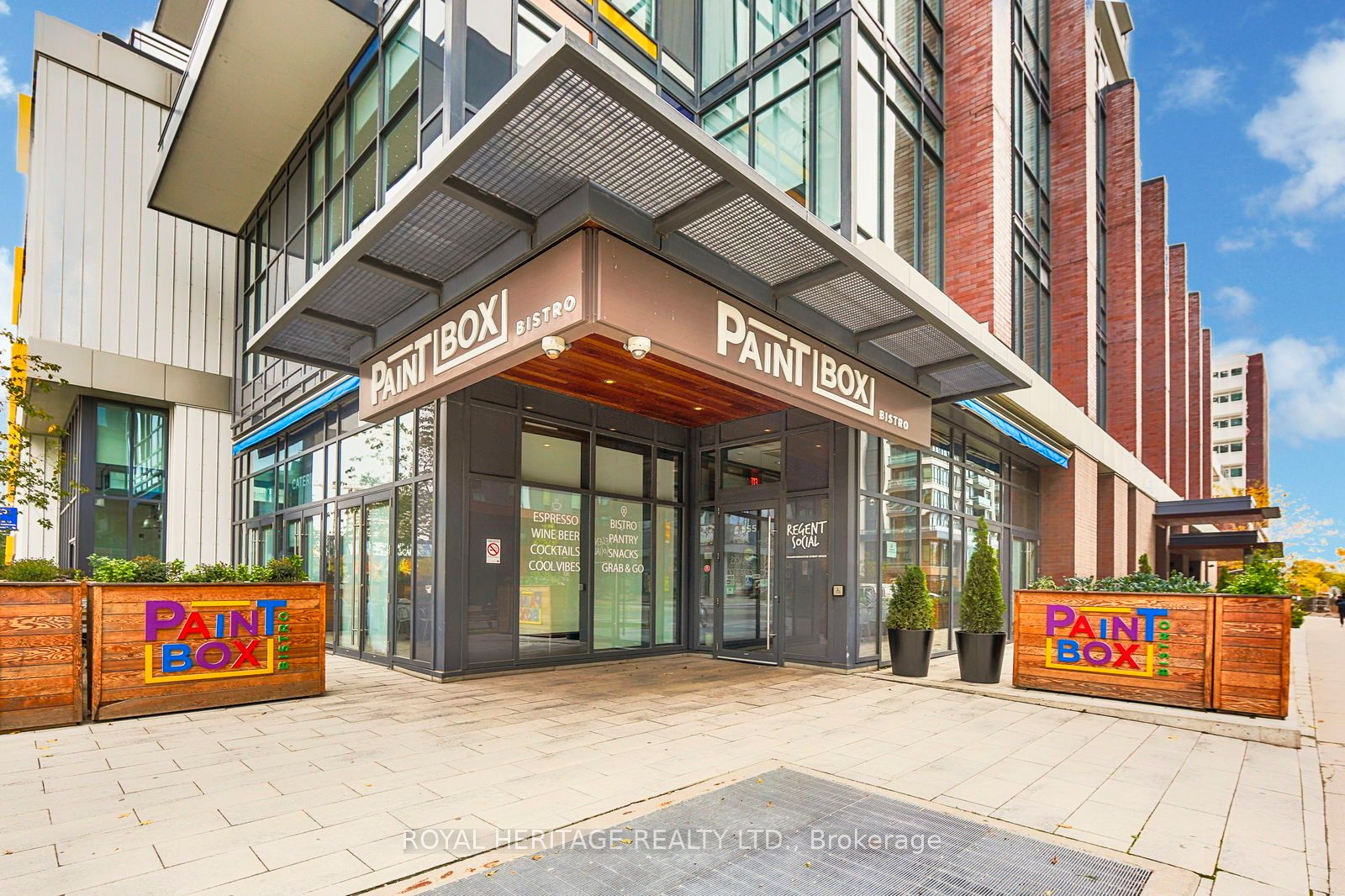 #810 - 225 Sackville Street Property Photo 1