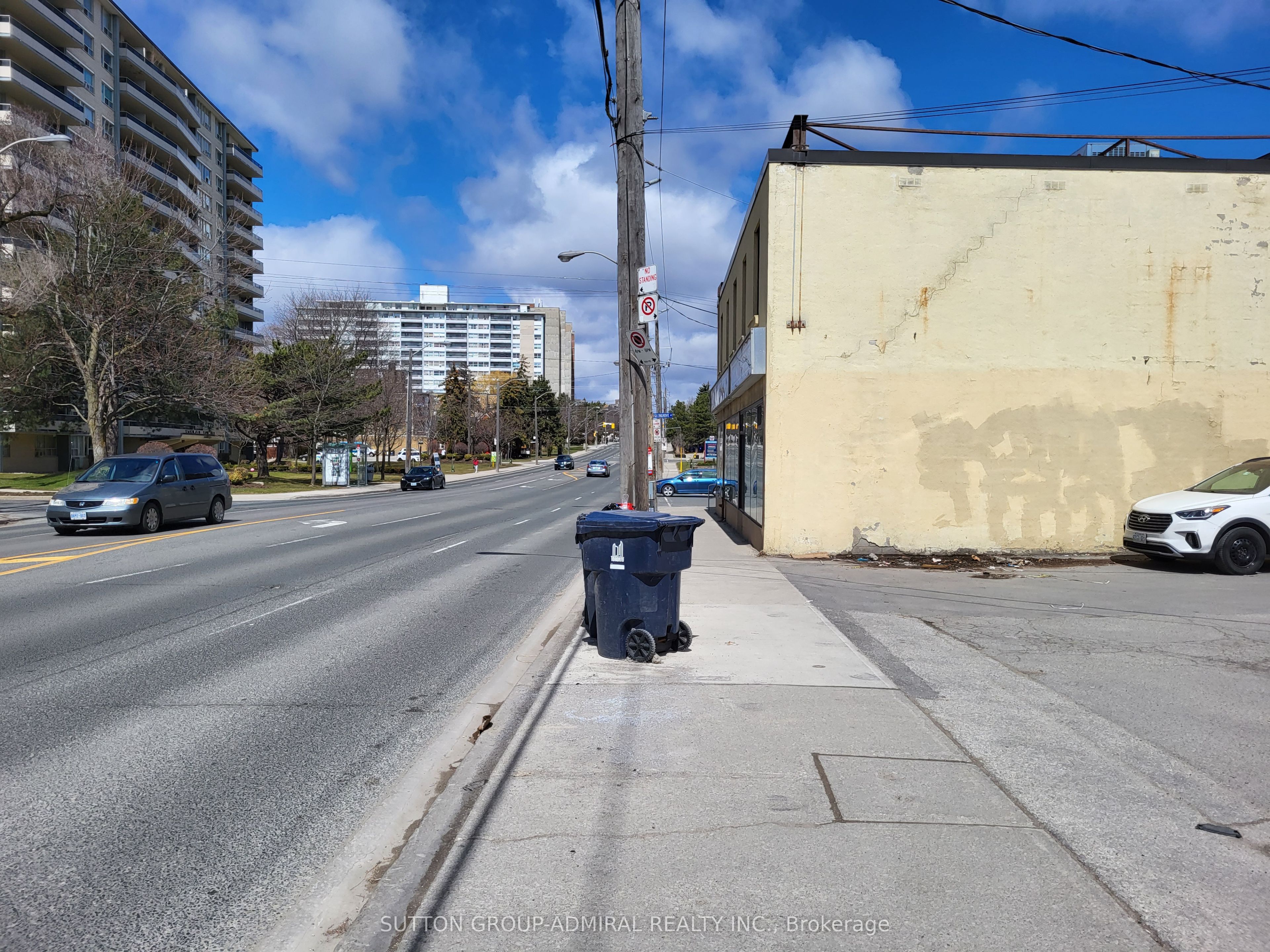 2839 Bathurst Street Property Photo 39