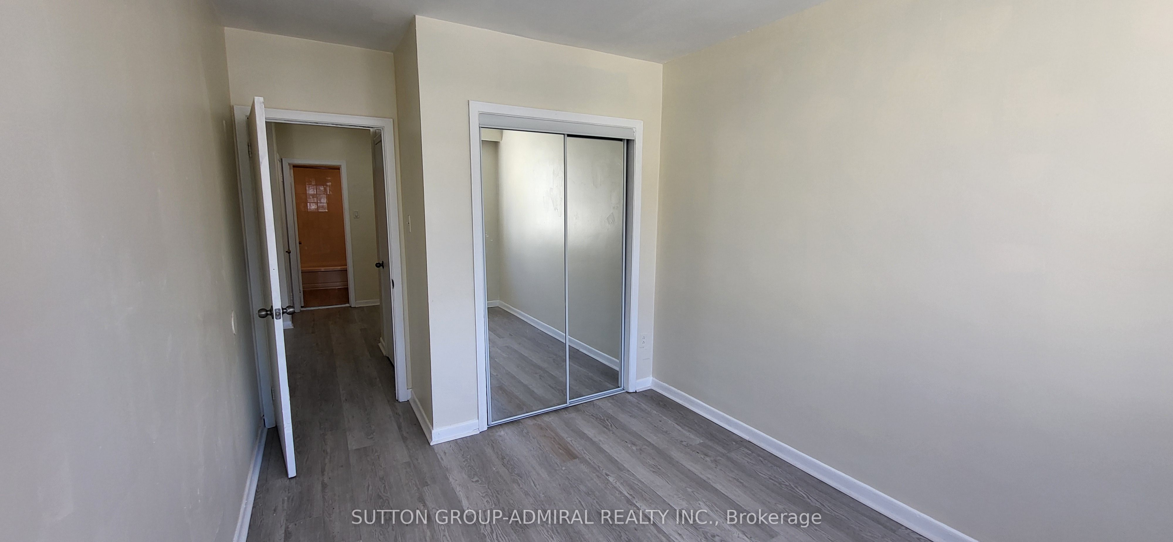 2839 Bathurst Street Property Photo 24