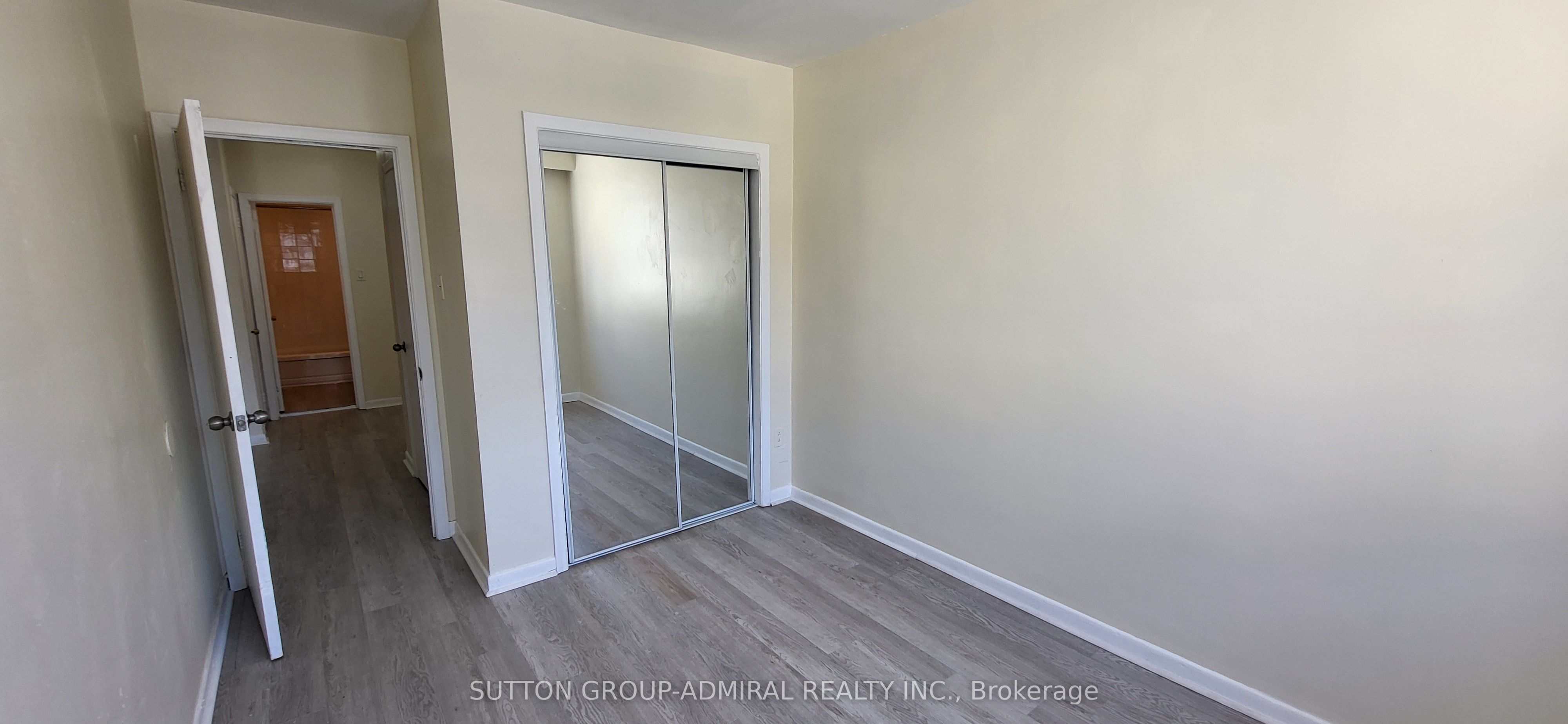 2839 Bathurst Street Property Photo 25