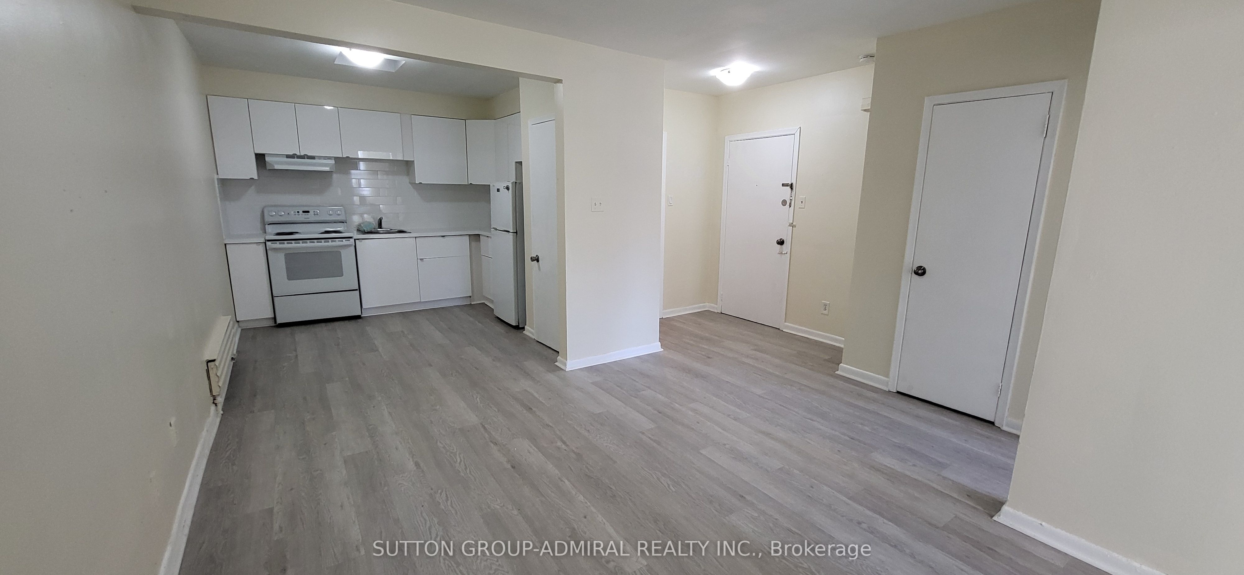 2839 Bathurst Street Property Photo 29
