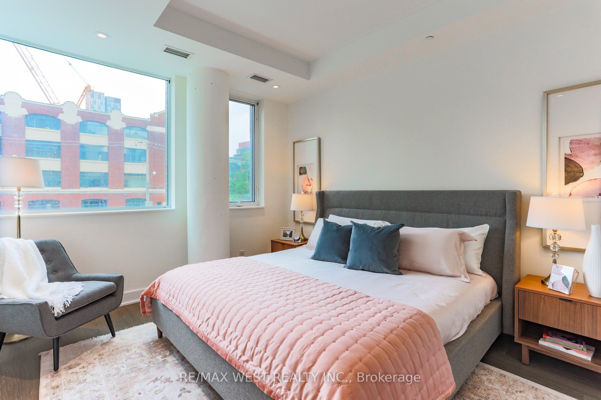 #th02 - 508 Wellington Street Property Photo 10