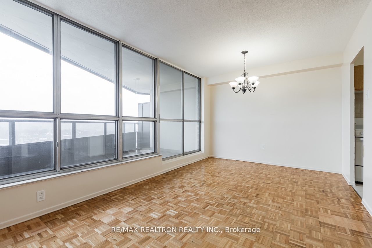 #503 - 21 Vaughan Road Property Photo 3