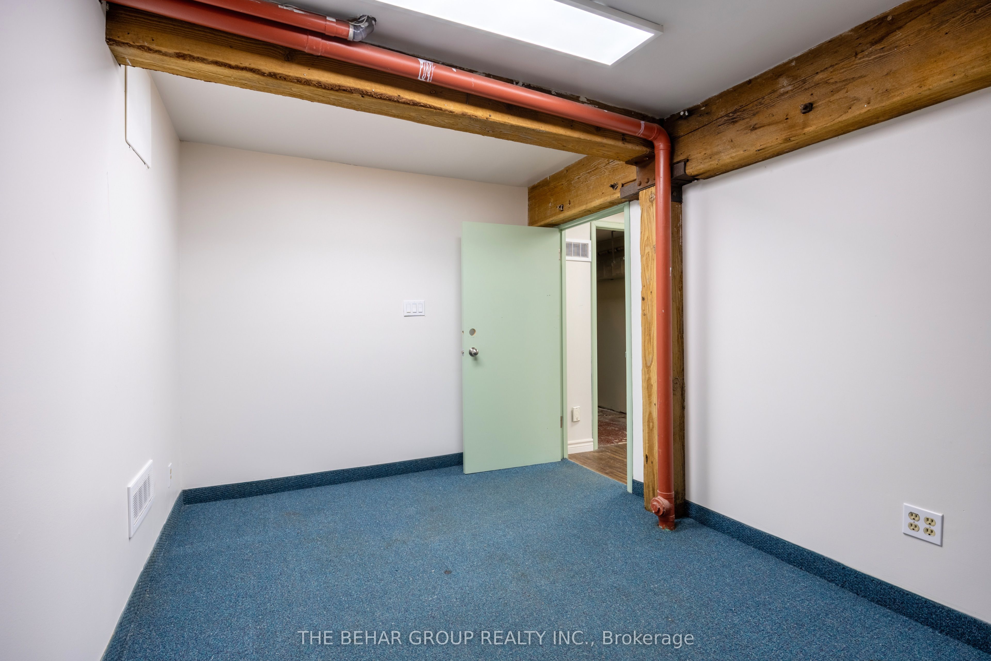 #basement - 18 Dupont Street Property Photo 6