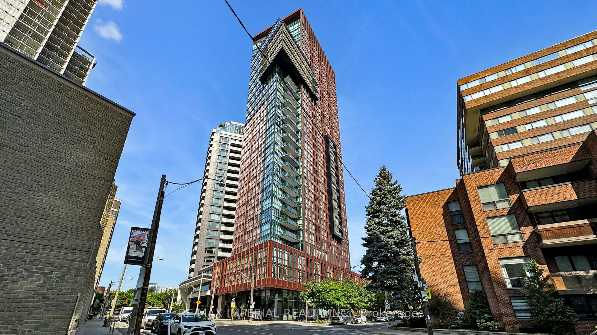 #2406 - 32 Davenport Road Property Photo 1