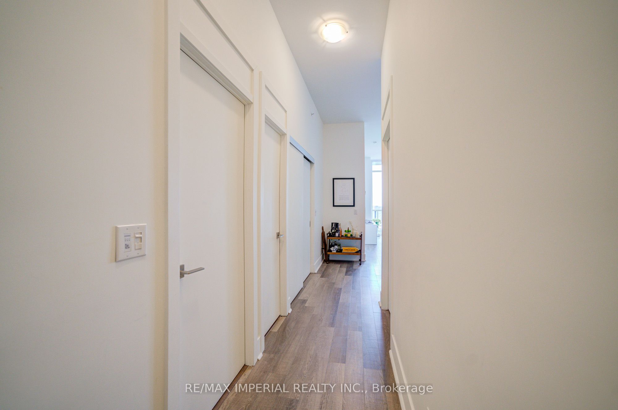 #2406 - 32 Davenport Road Property Photo 6