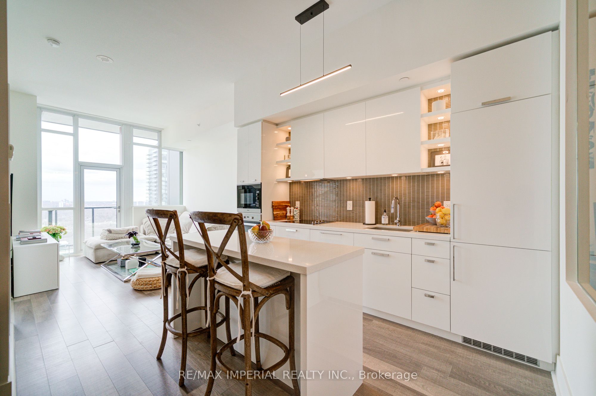 #2406 - 32 Davenport Road Property Photo 8