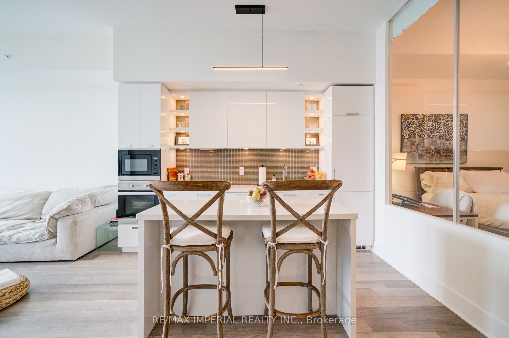 #2406 - 32 Davenport Road Property Photo 12
