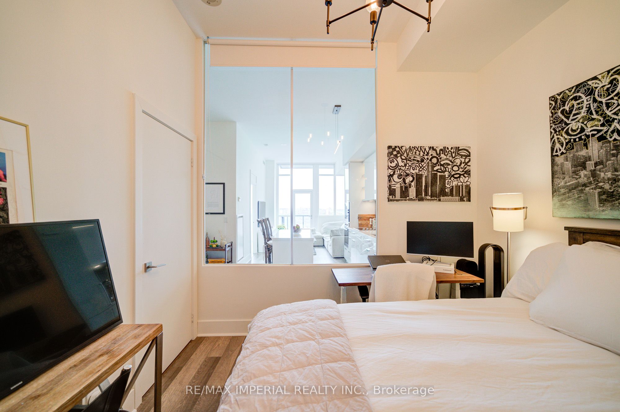 #2406 - 32 Davenport Road Property Photo 22
