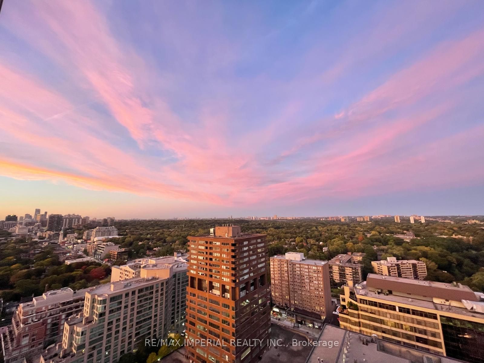 #2406 - 32 Davenport Road Property Photo 34