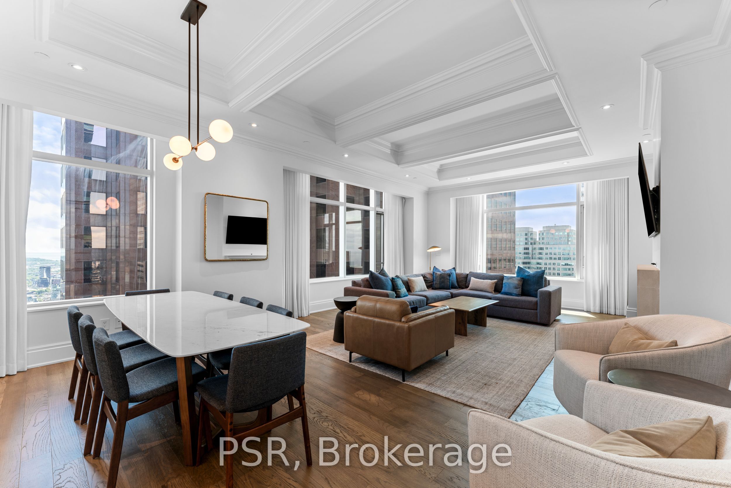 #4704 - 311 Bay Street Property Photo 1