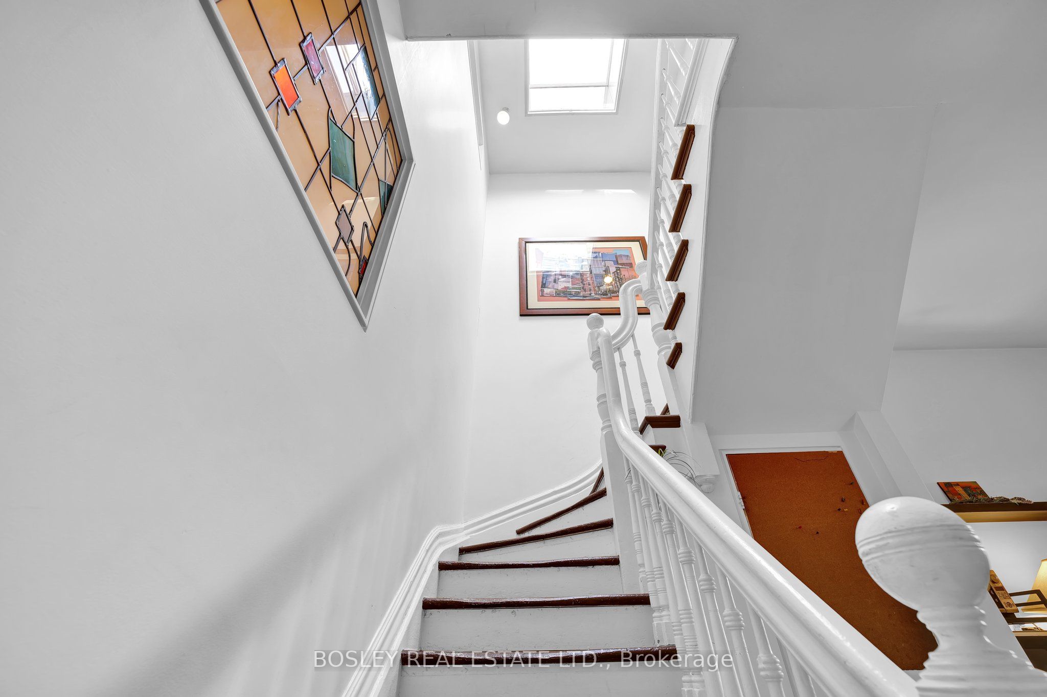 668 Queen Street Property Photo 17