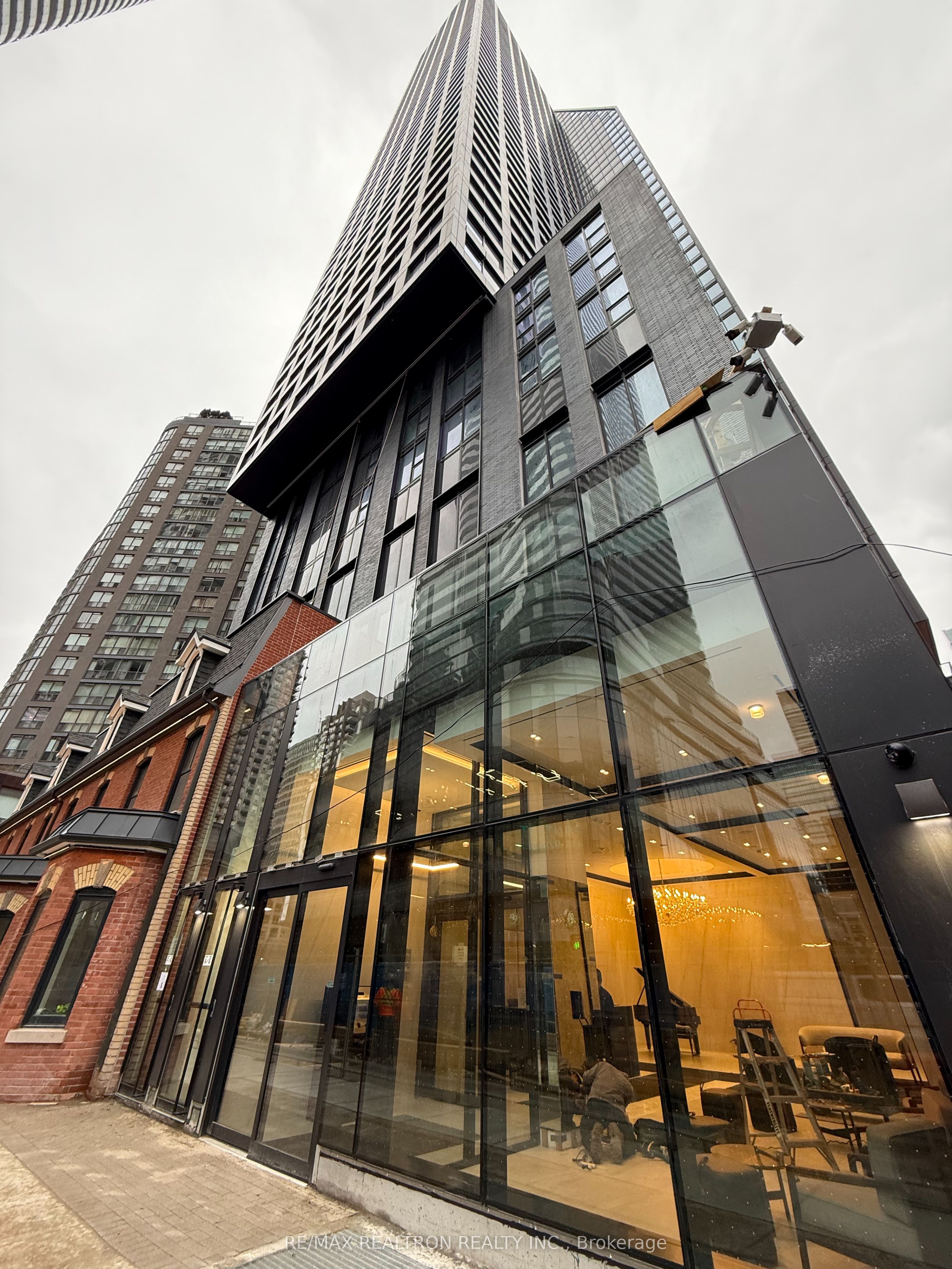 #1215 - 8 Wellesley Street Property Photo