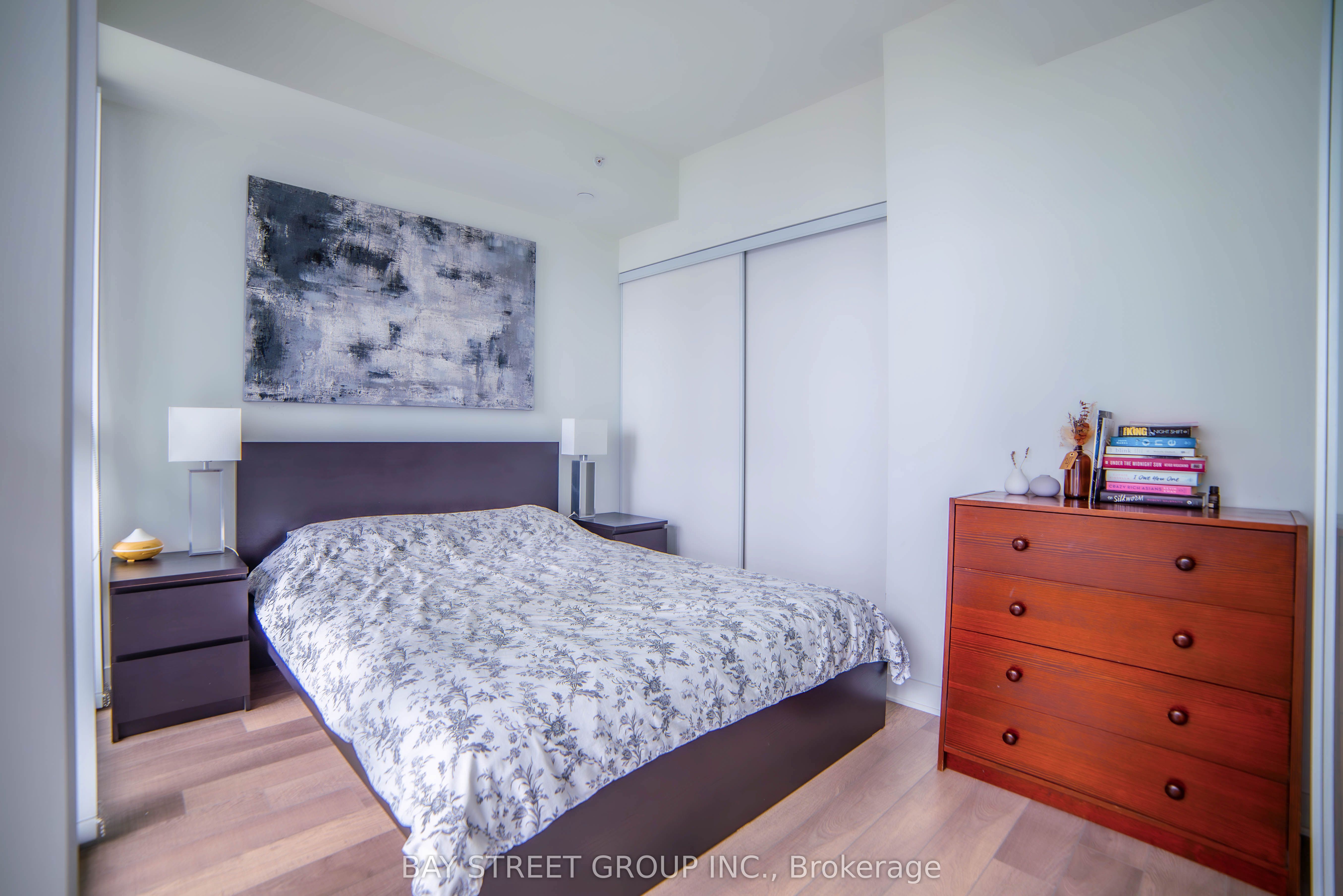 #3112 - 290 Adelaide Street Property Photo 7