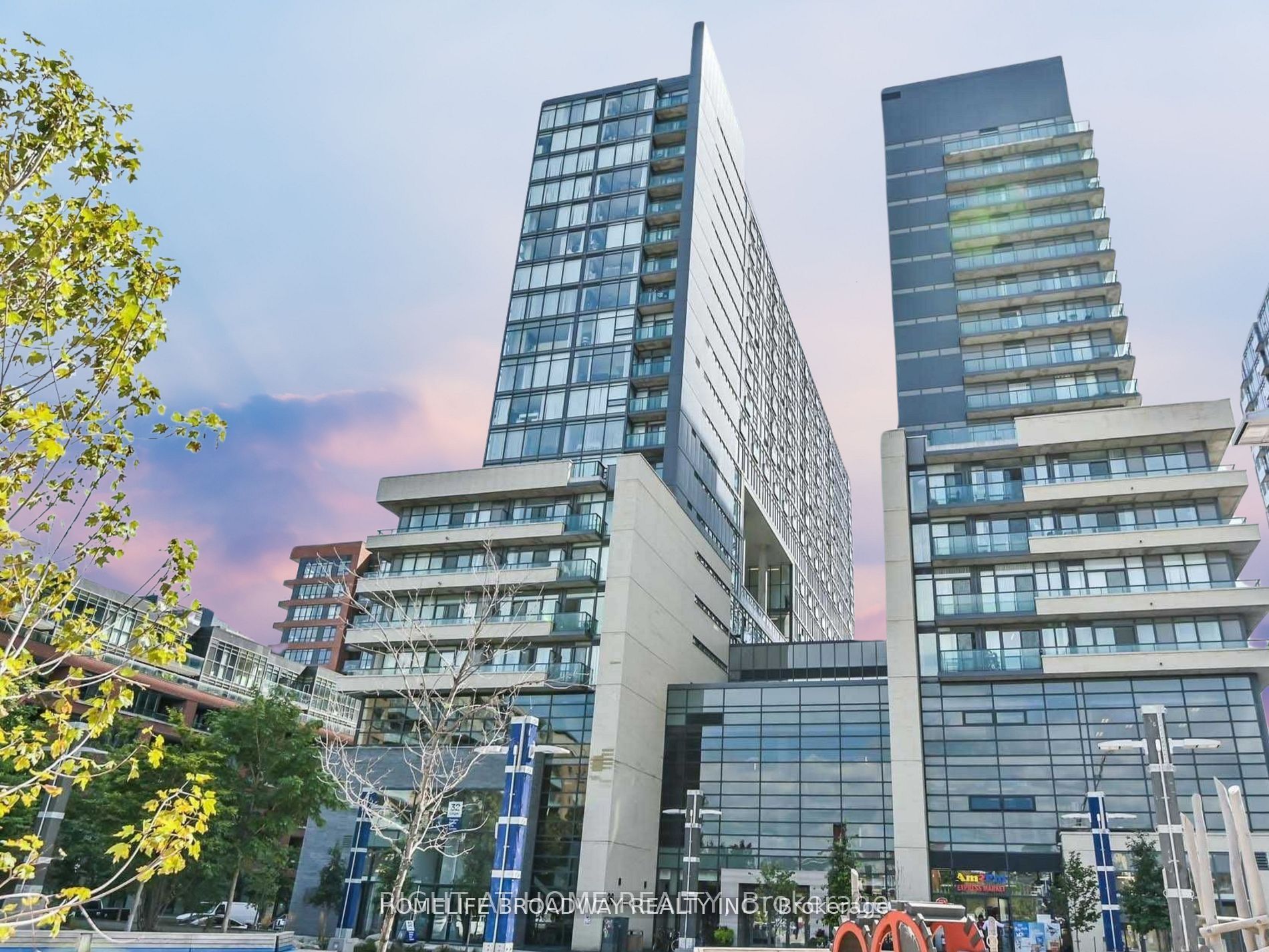 ##1506w - 36 Lisgar Street Property Photo