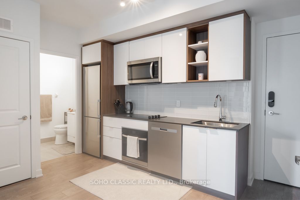 543 Richmond Street W 512 Property Photo 14