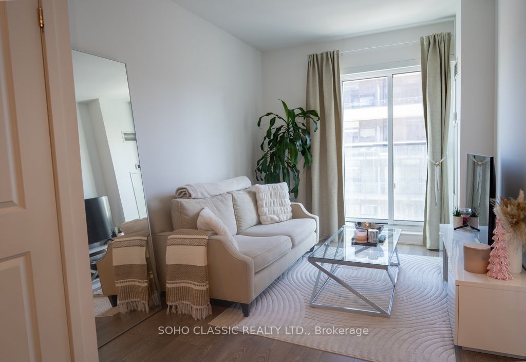 543 Richmond Street W 512 Property Photo 19