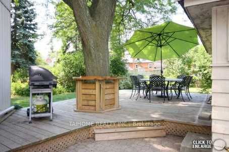 6 Vonda Avenue Property Photo 2
