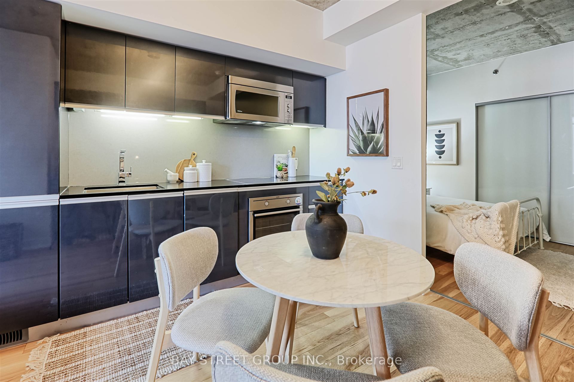 #218 - 20 Minowan Miikan Lane Property Photo 5