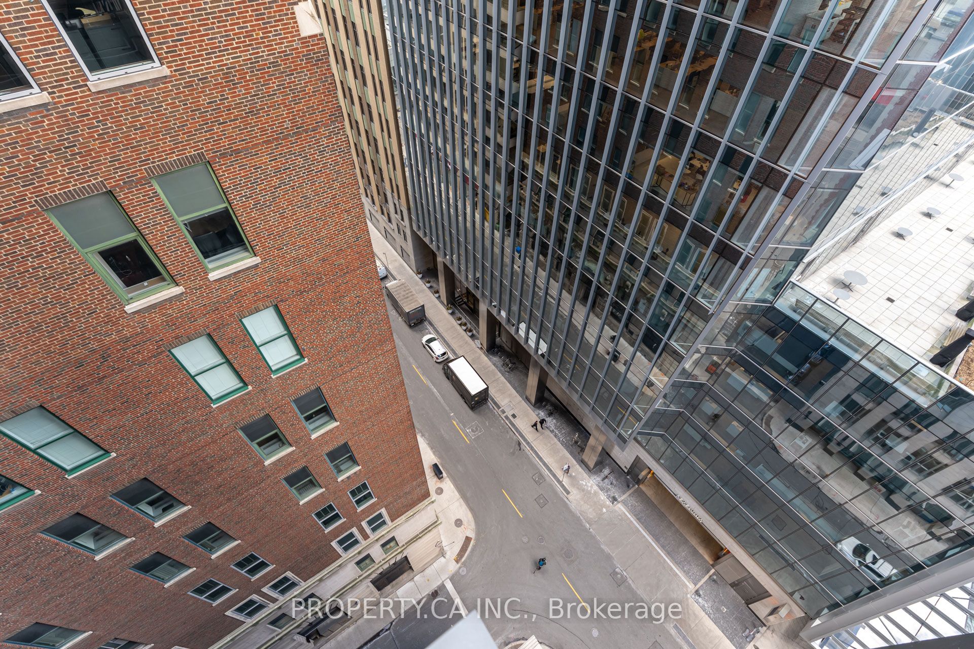 70 Temperance Street 1511 Property Photo 18
