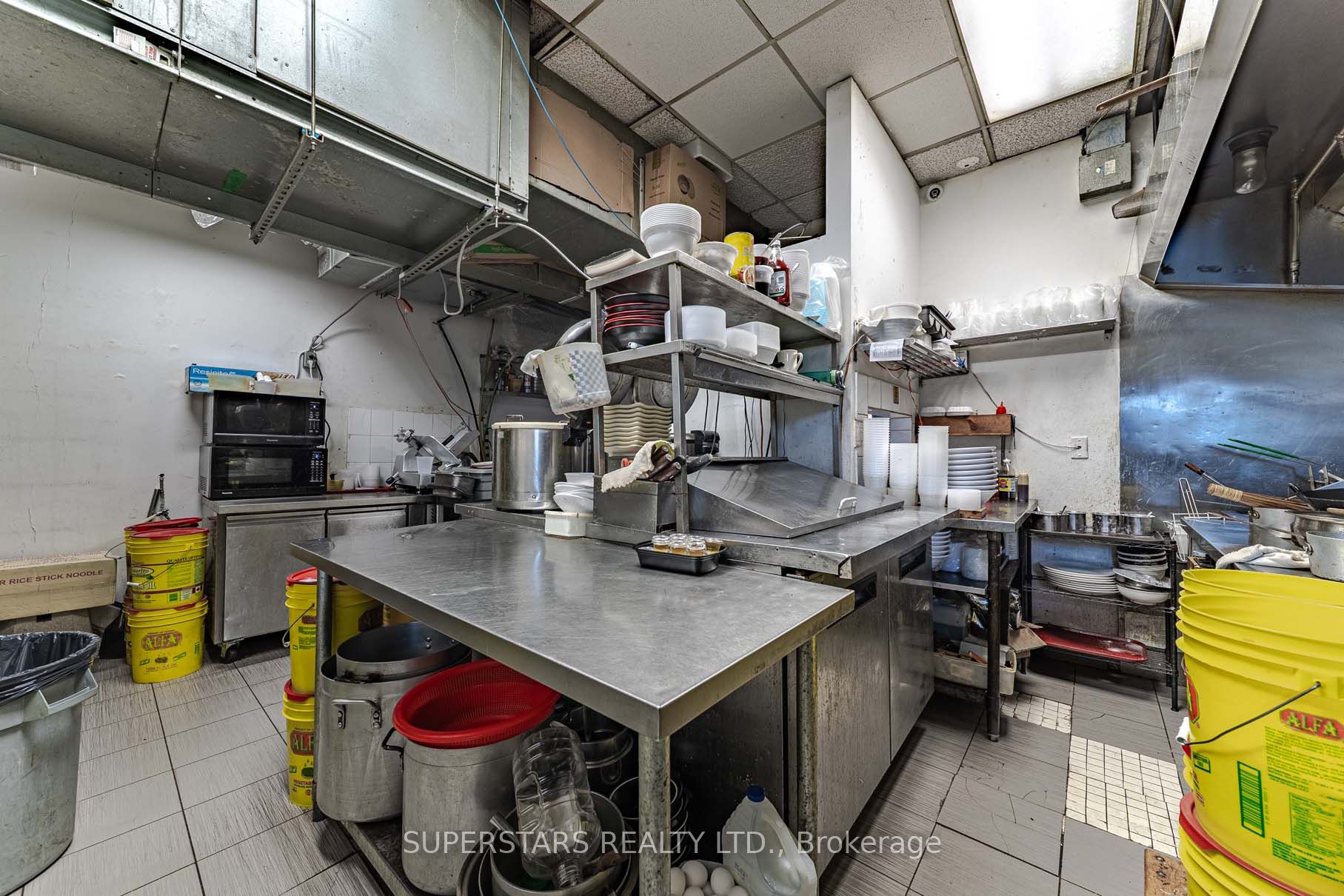 5443 Yonge Street Property Photo 1