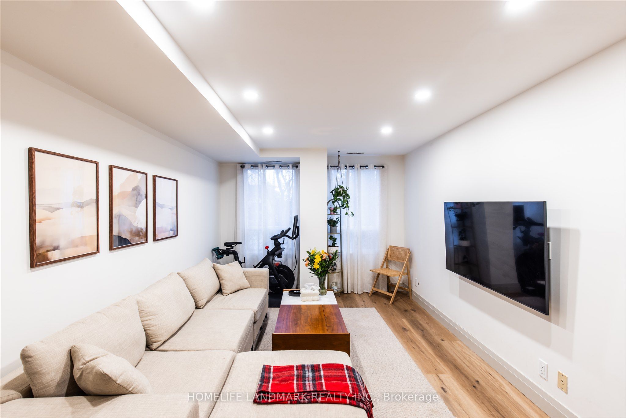 #201 - 9 Greenbriar Road Property Photo 16