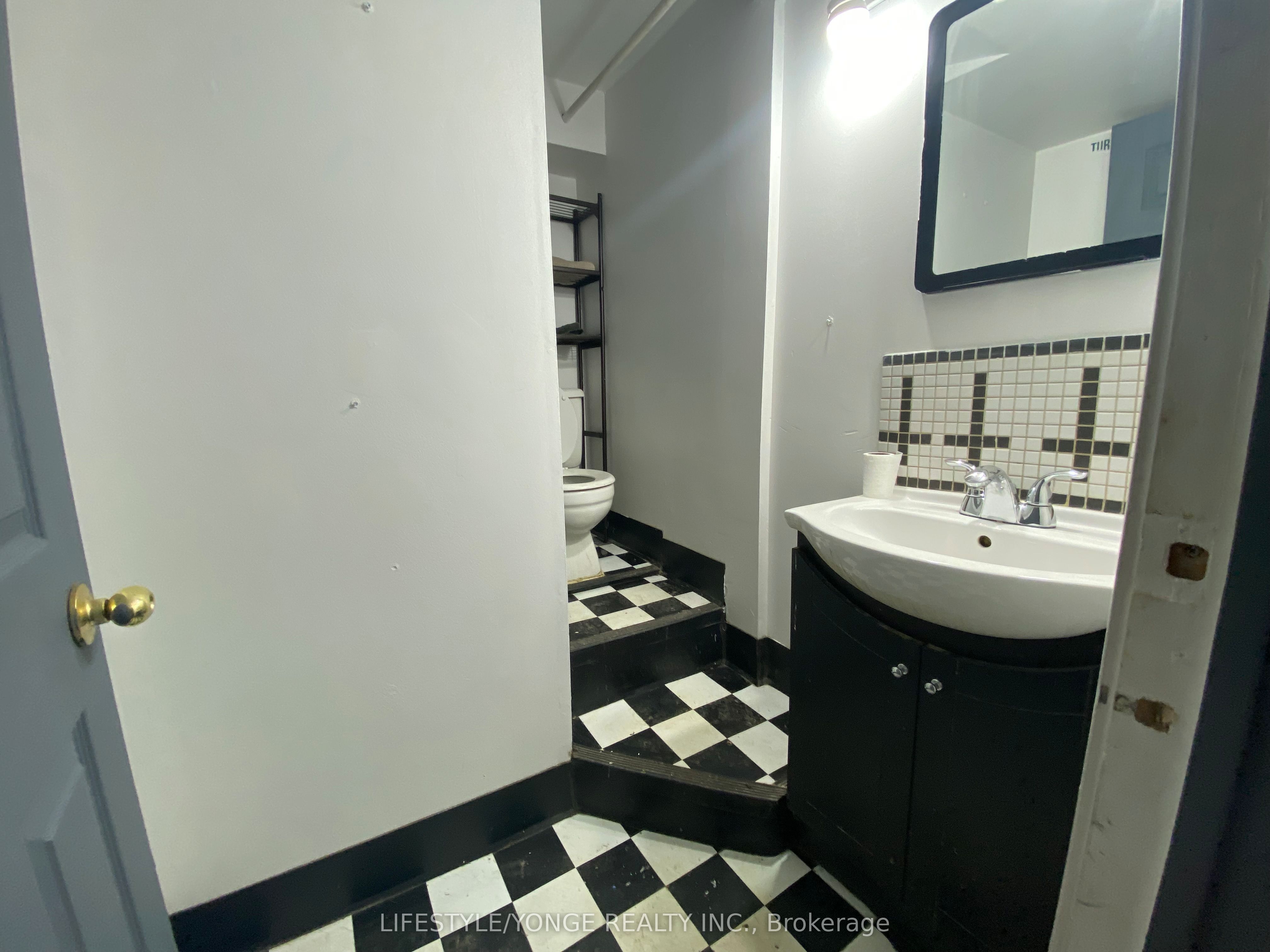 #lower Level - 609 Queen Street Property Photo 9