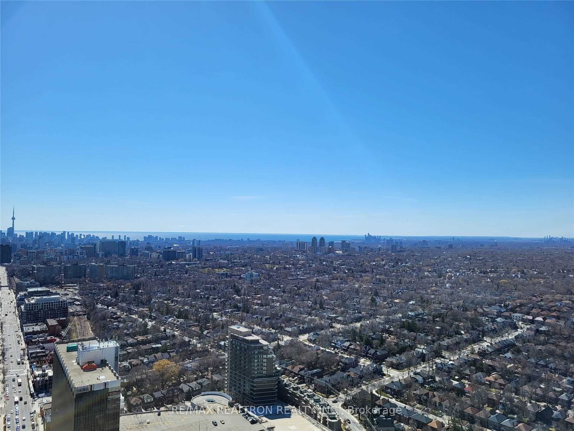8 Eglinton Avenue E 4002 Property Photo 19