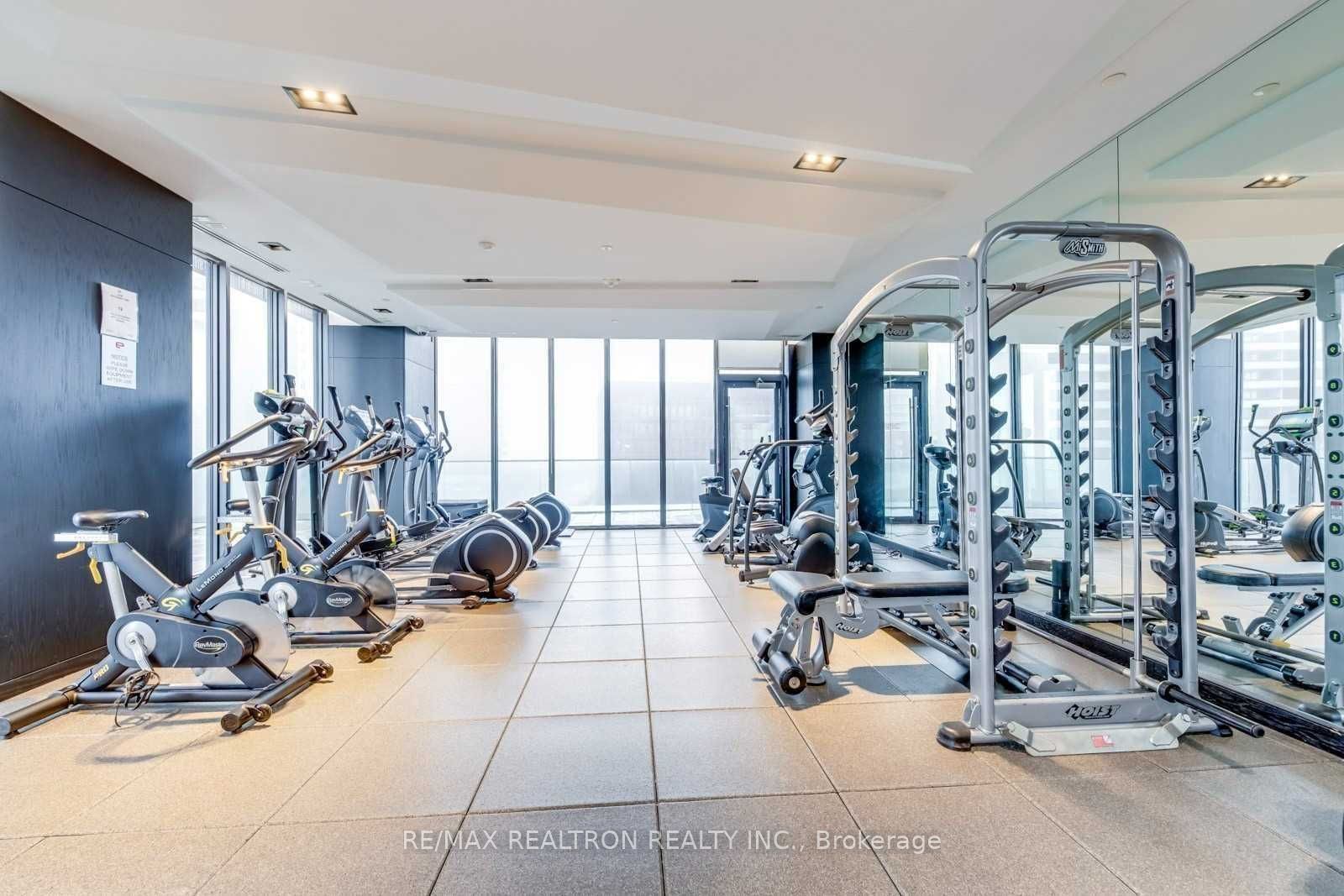 8 Eglinton Avenue E 4002 Property Photo 20