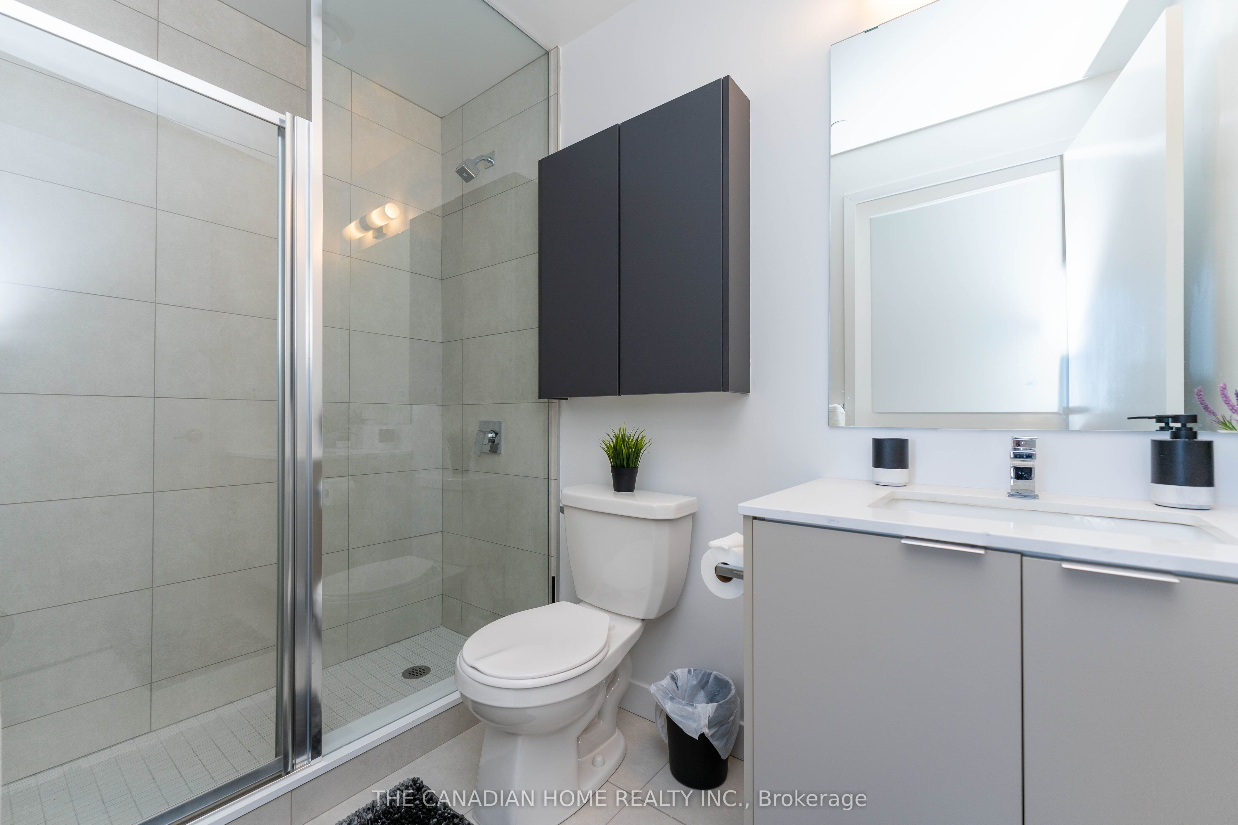 8 Tippett Road 1511 Property Photo 24