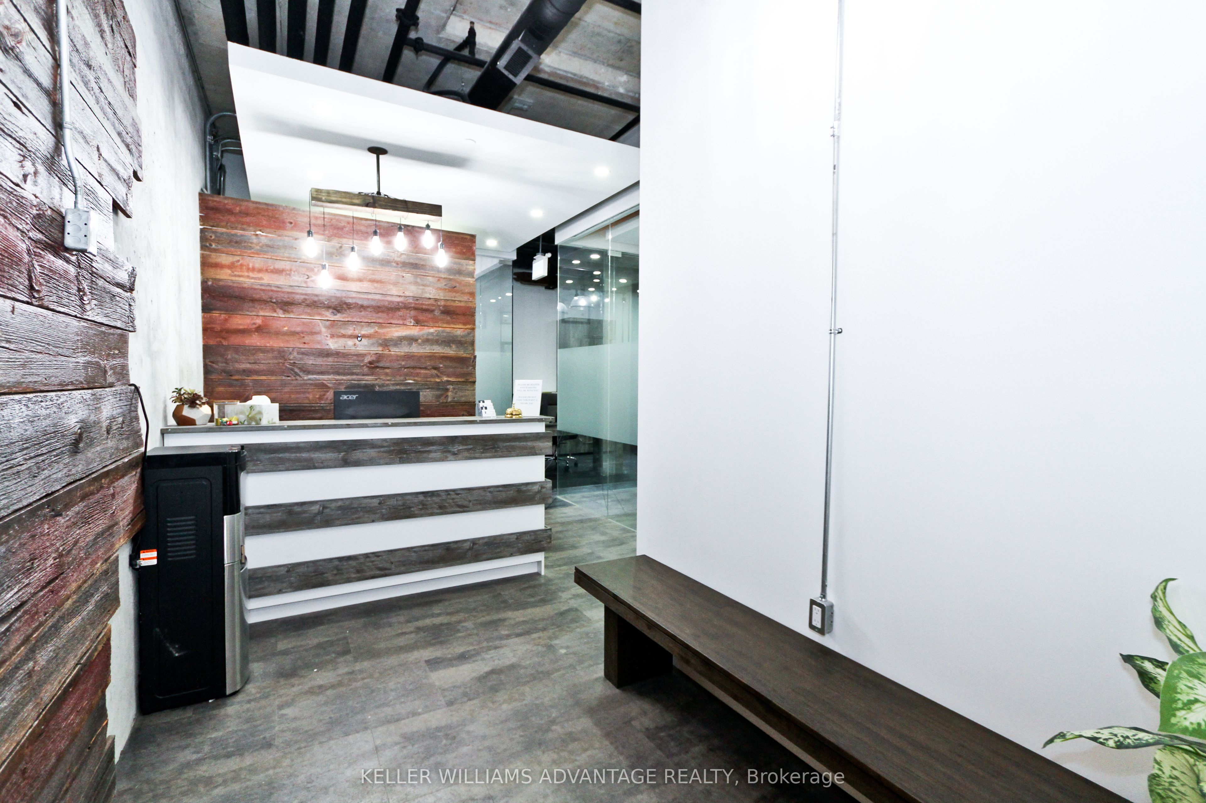 #701 - 4789 Yonge Street Property Photo 2