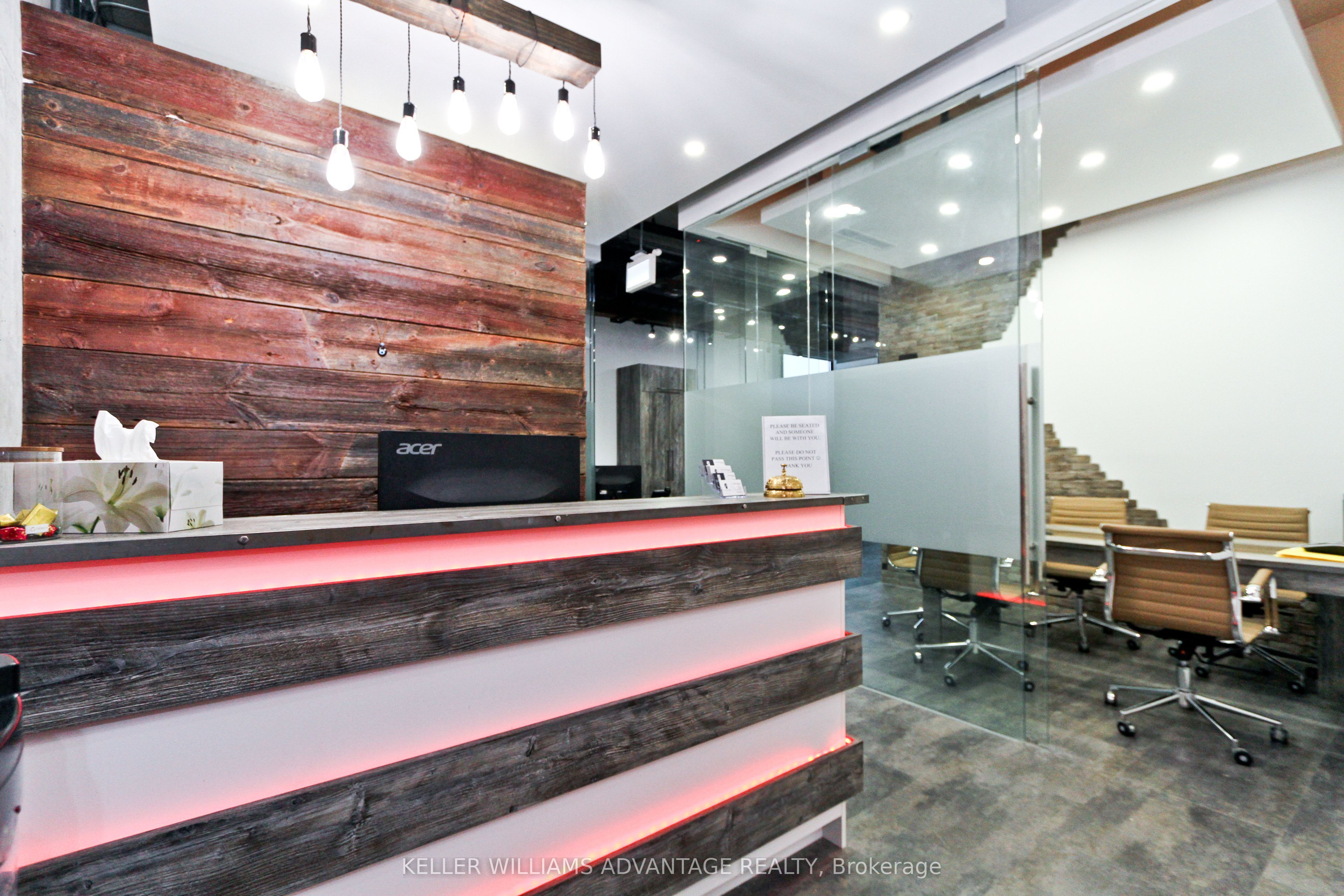 #701 - 4789 Yonge Street Property Photo 3