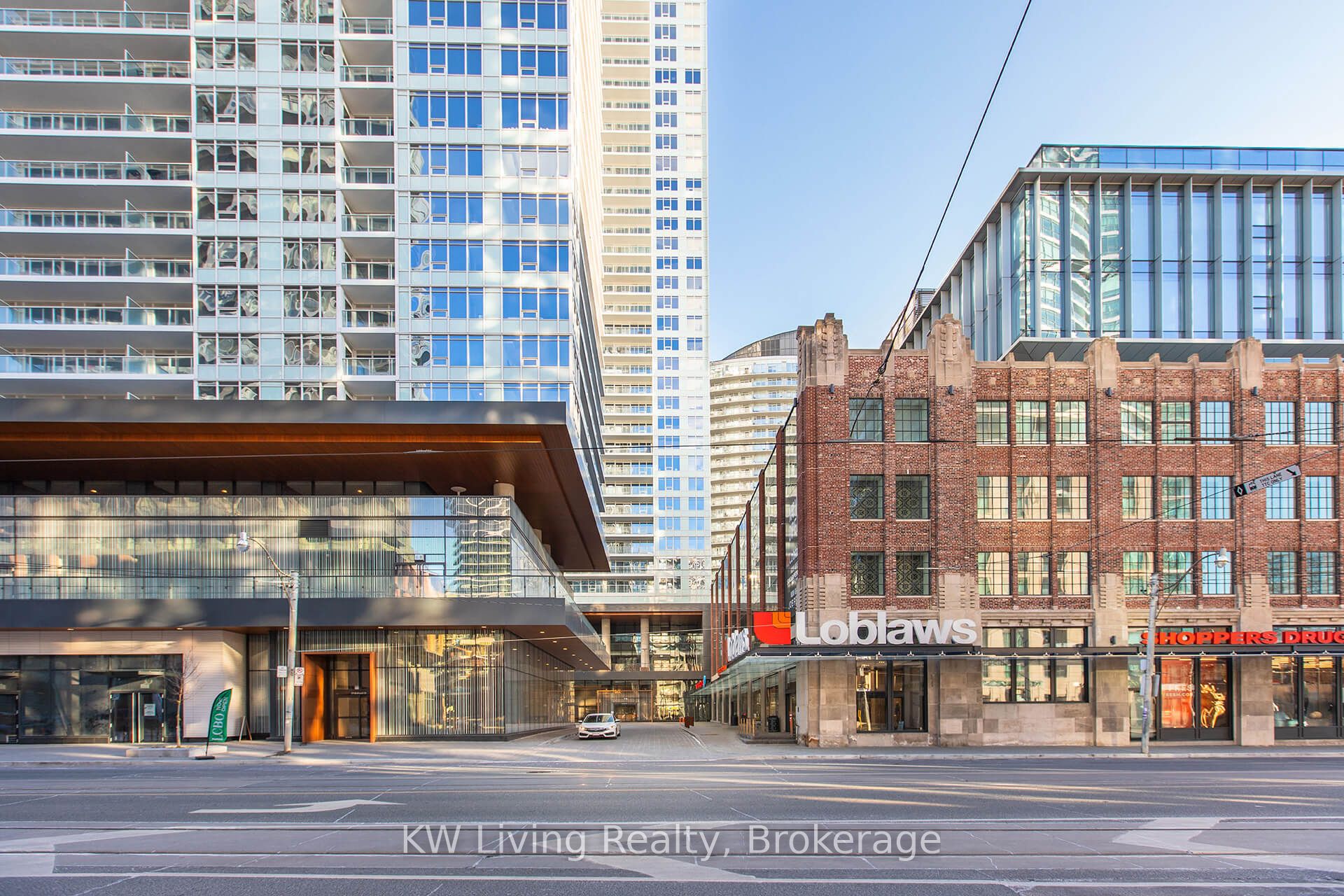 #4001 - 19 Bathurst Street Property Photo 1