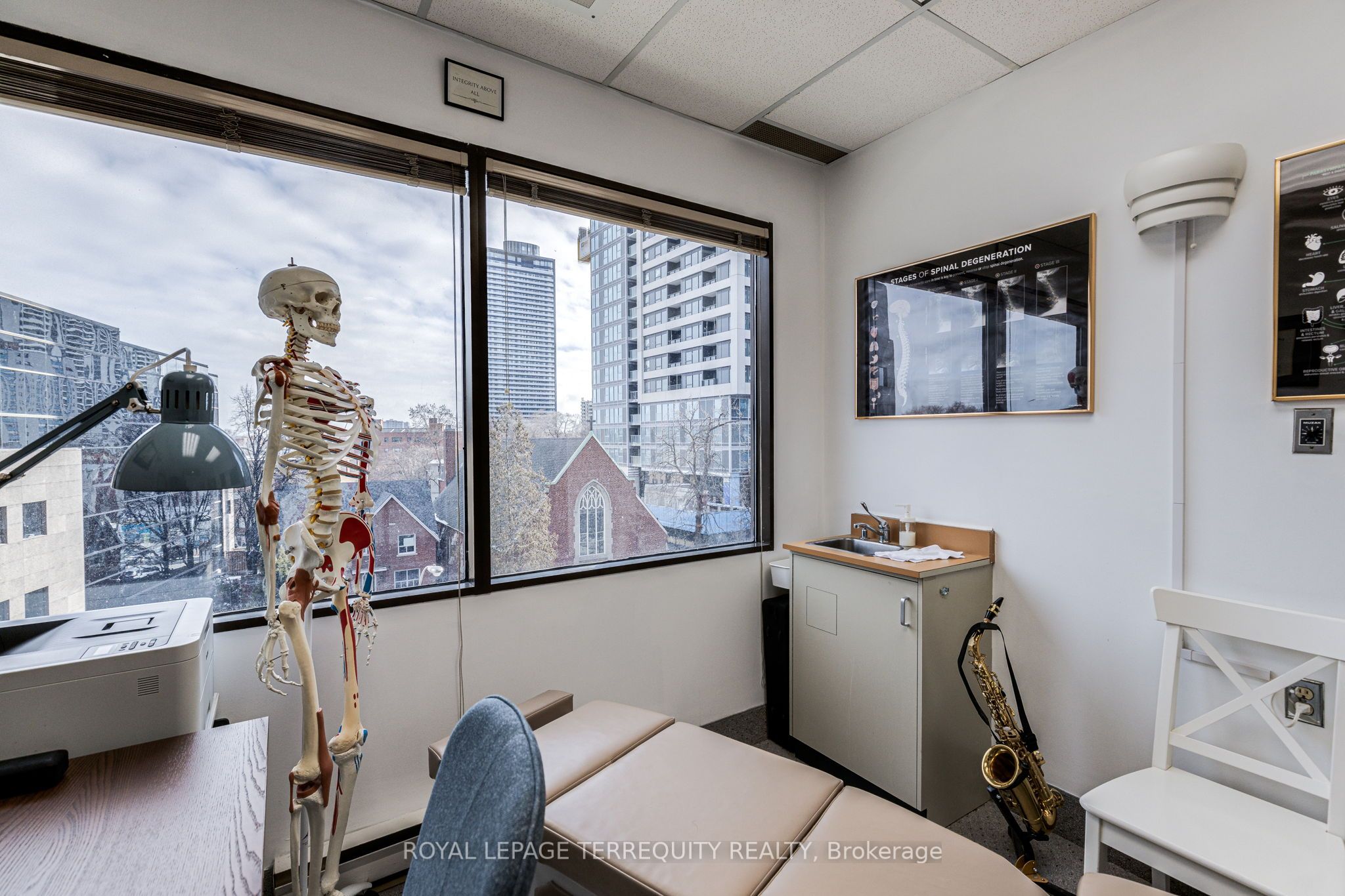 #401 - 600 Sherbourne Street Property Photo 9