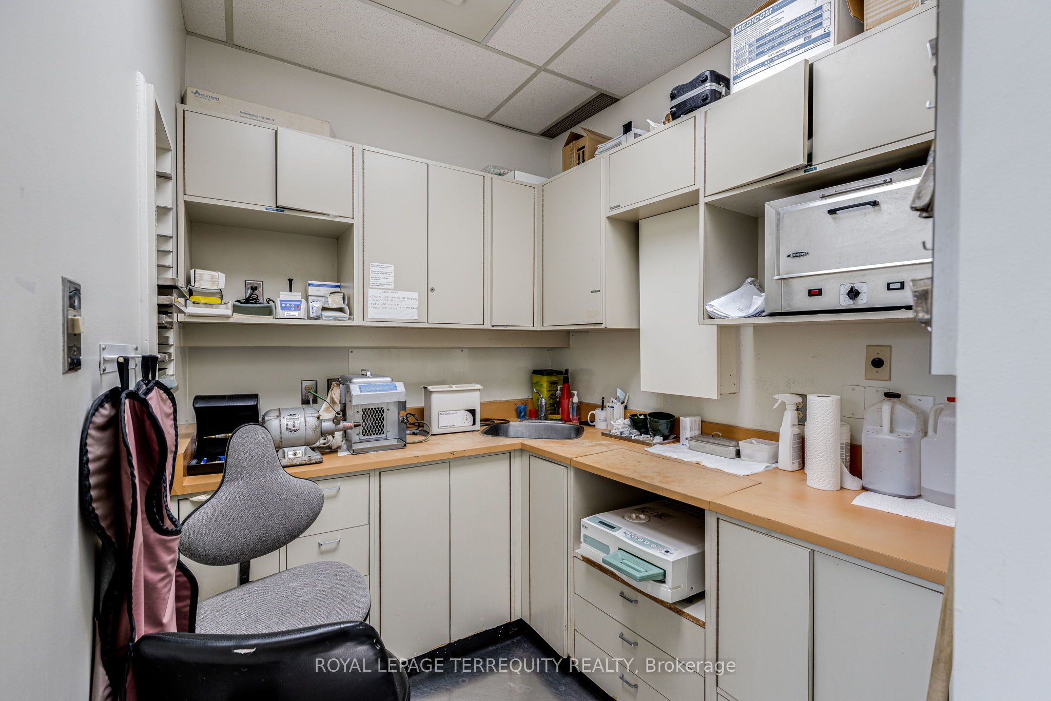 #401 - 600 Sherbourne Street Property Photo 12