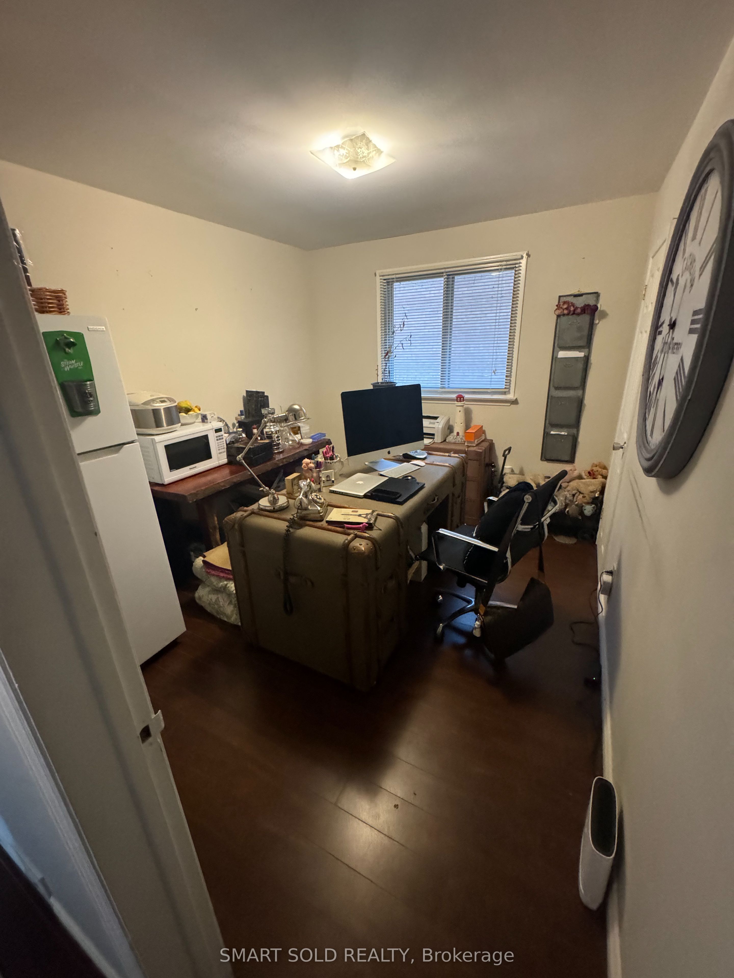 482 Ruth Avenue N Property Photo 11