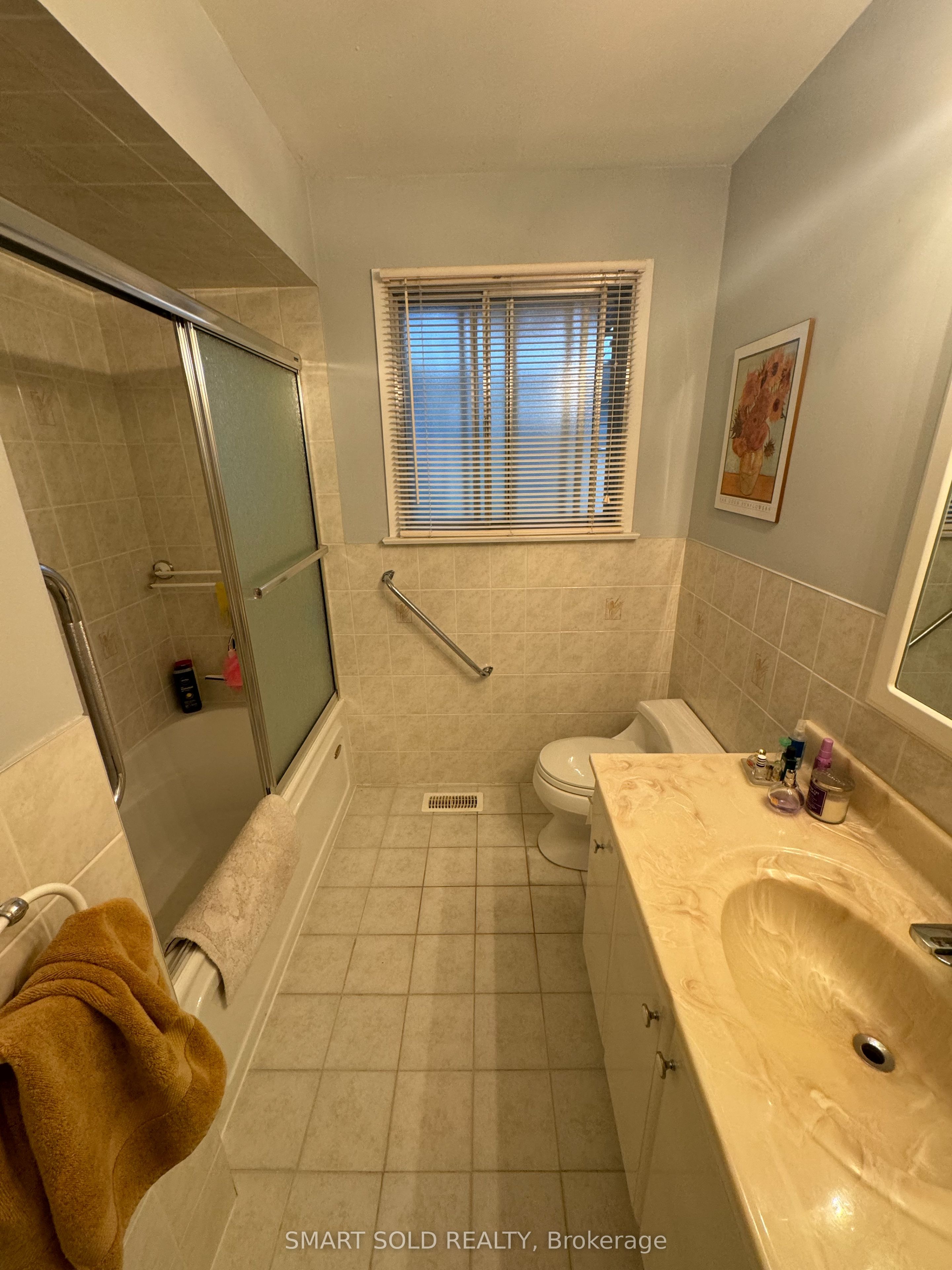 482 Ruth Avenue N Property Photo 14