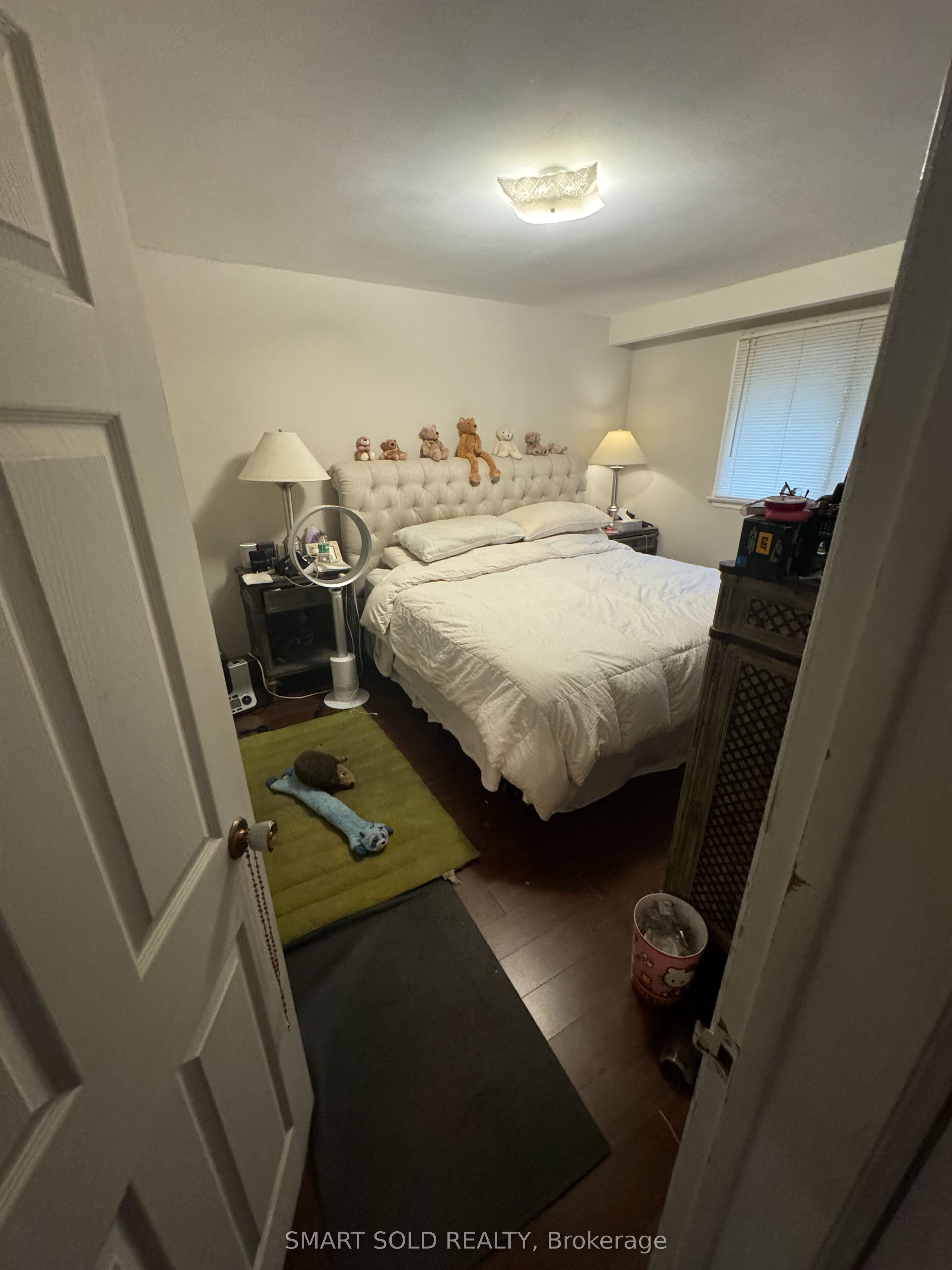 482 Ruth Avenue N Property Photo 15