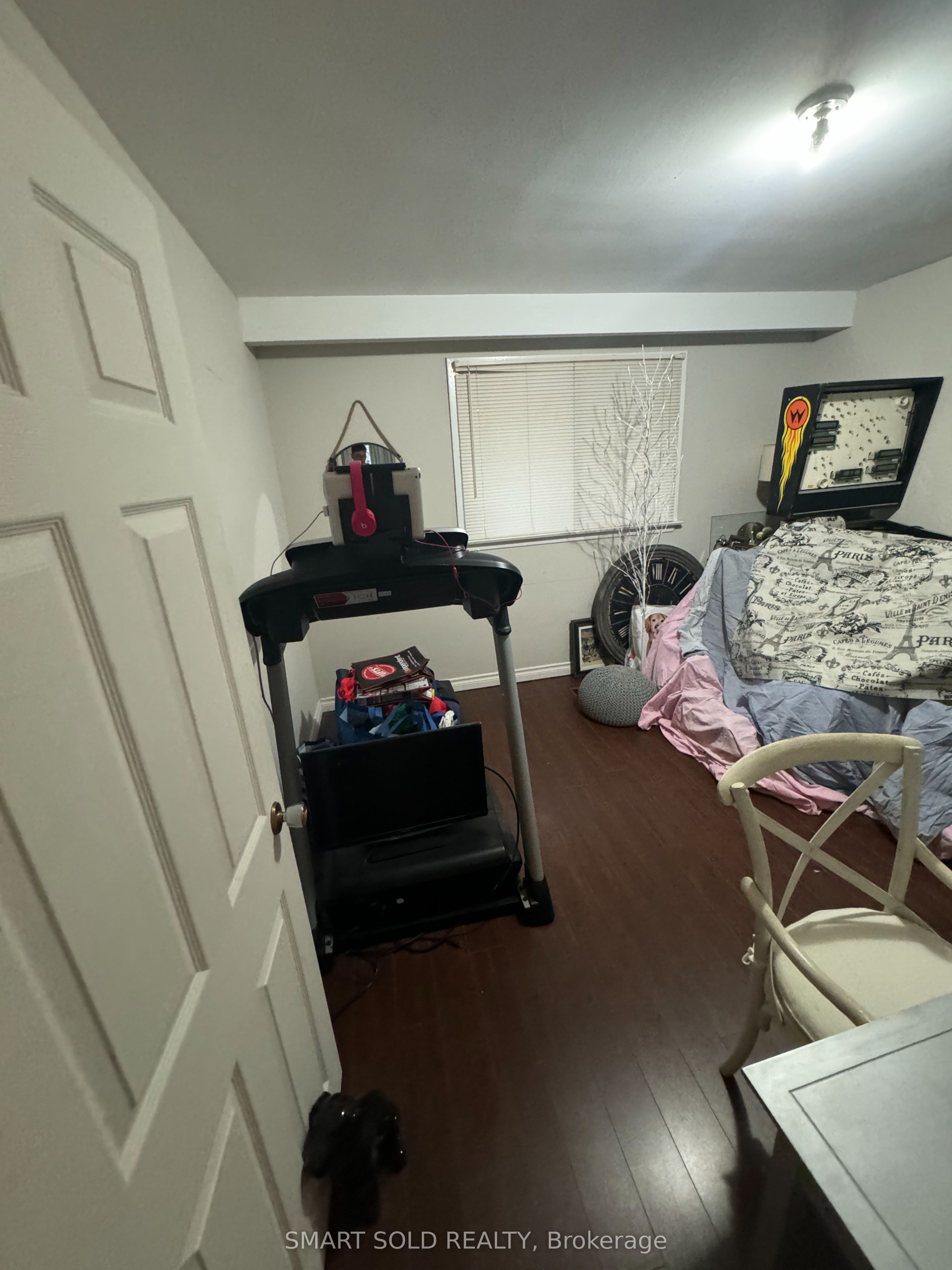 482 Ruth Avenue N Property Photo 19