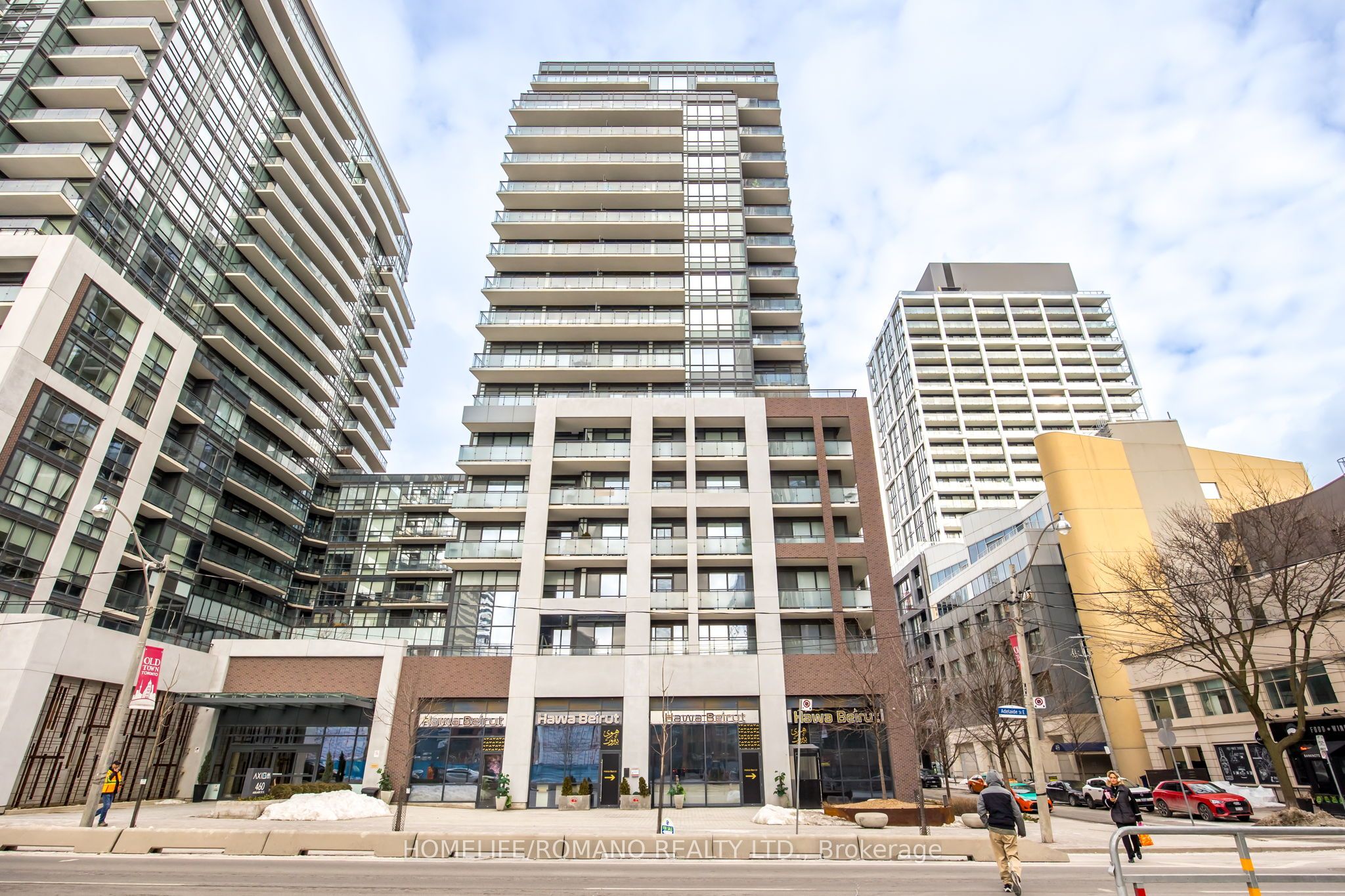 462 Adelaide Street Property Photo 2
